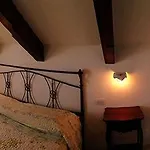 尼多德利雷酒店