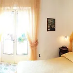 尼多德利雷酒店
