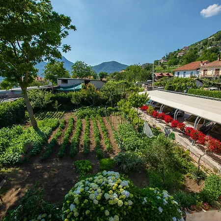 Alloggio per agriturismo Nido Degli Dei *